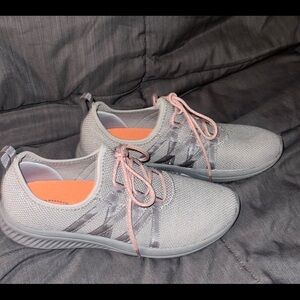 Women's Bass Fashion Sneakers Size 7 1/2